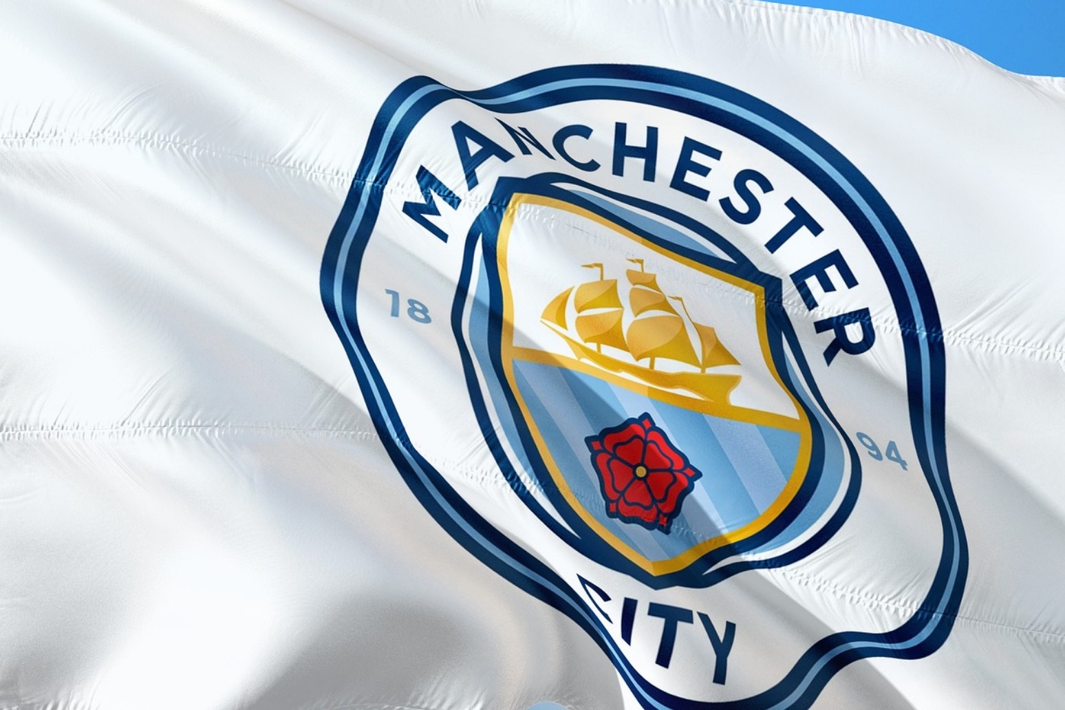 City close the gap after Aguero hat-trick against Arsenal
